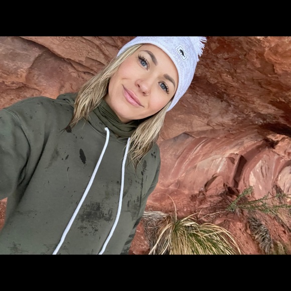 Meet your Posher, Sasha - Picture 1 of 1